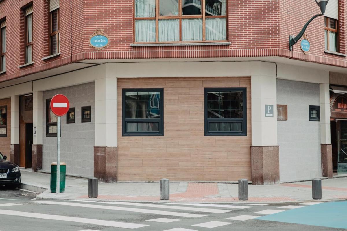 Pension H30 Bilbao Exteriör bild