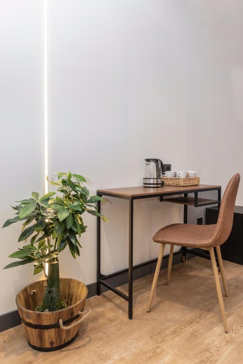Pension H30 Bilbao Exteriör bild